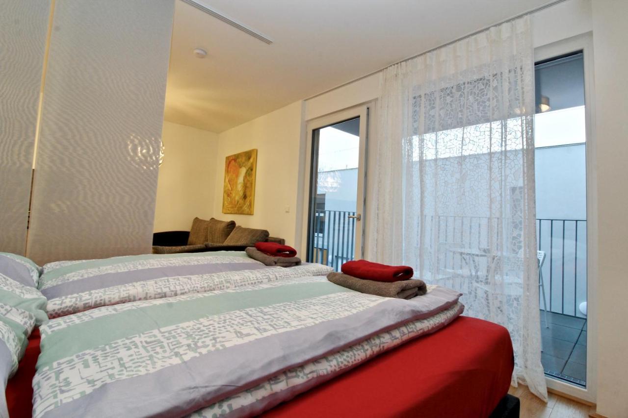 Balcony/Pool/Free Parking Garage Studio Viena Exterior foto