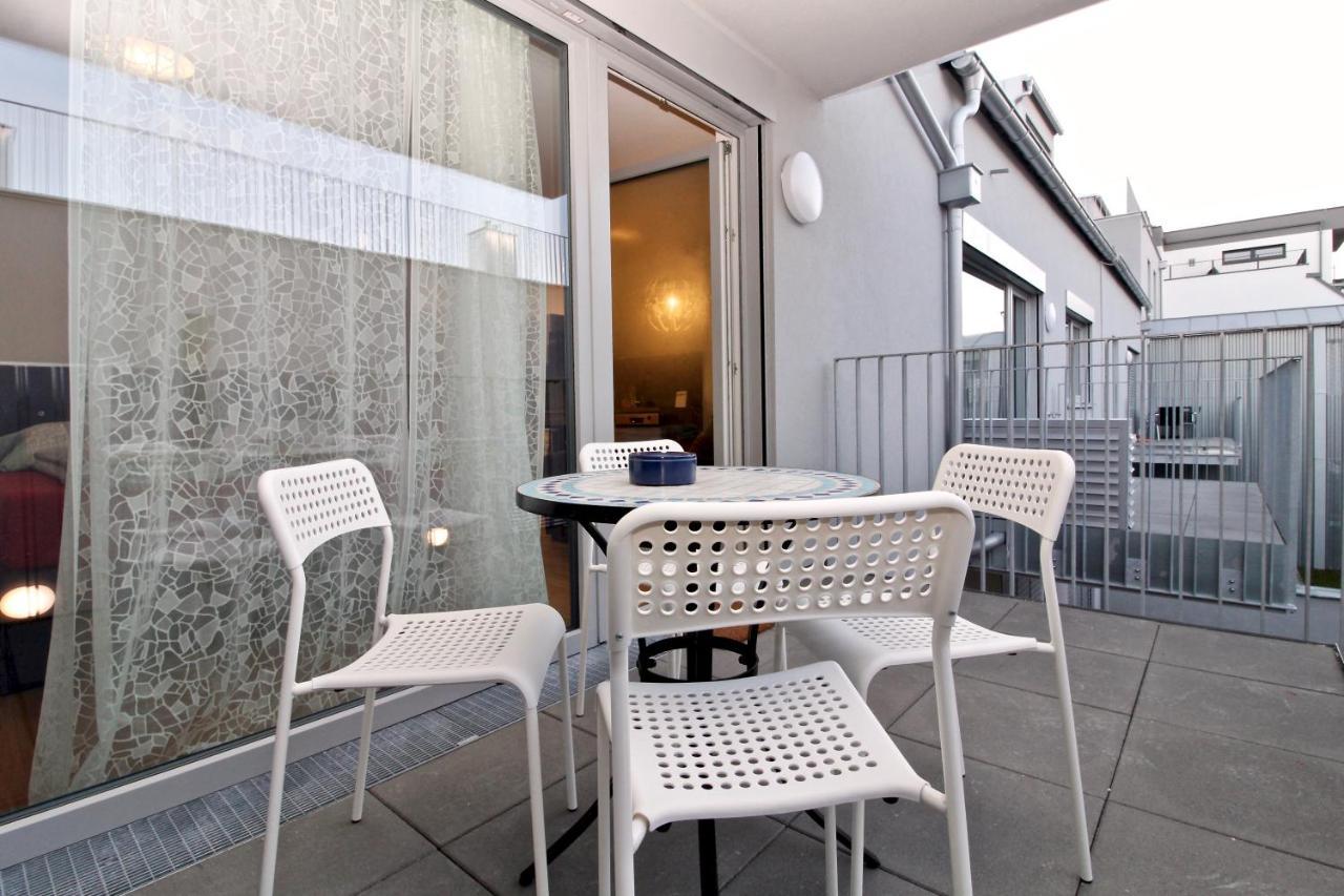 Balcony/Pool/Free Parking Garage Studio Viena Exterior foto