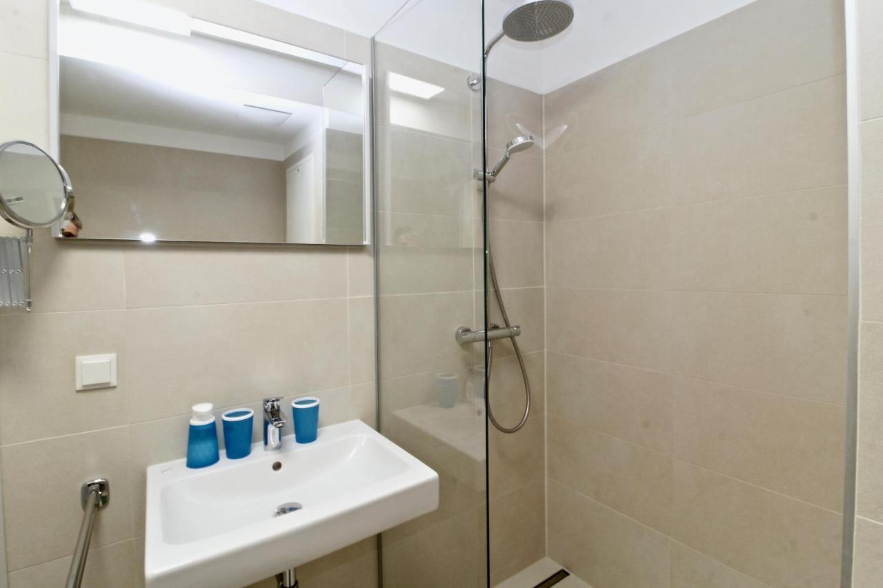 Balcony/Pool/Free Parking Garage Studio Viena Exterior foto