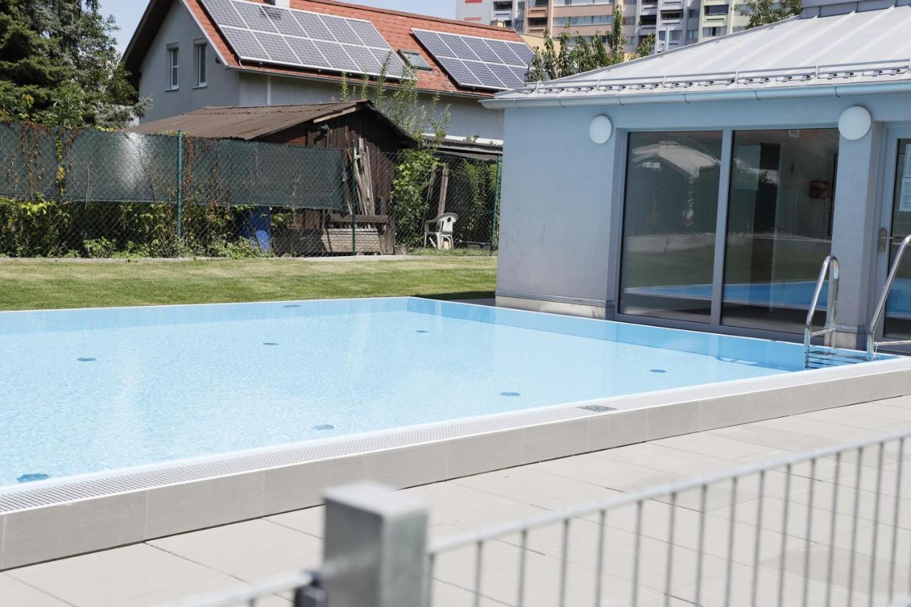 Balcony/Pool/Free Parking Garage Studio Viena Exterior foto